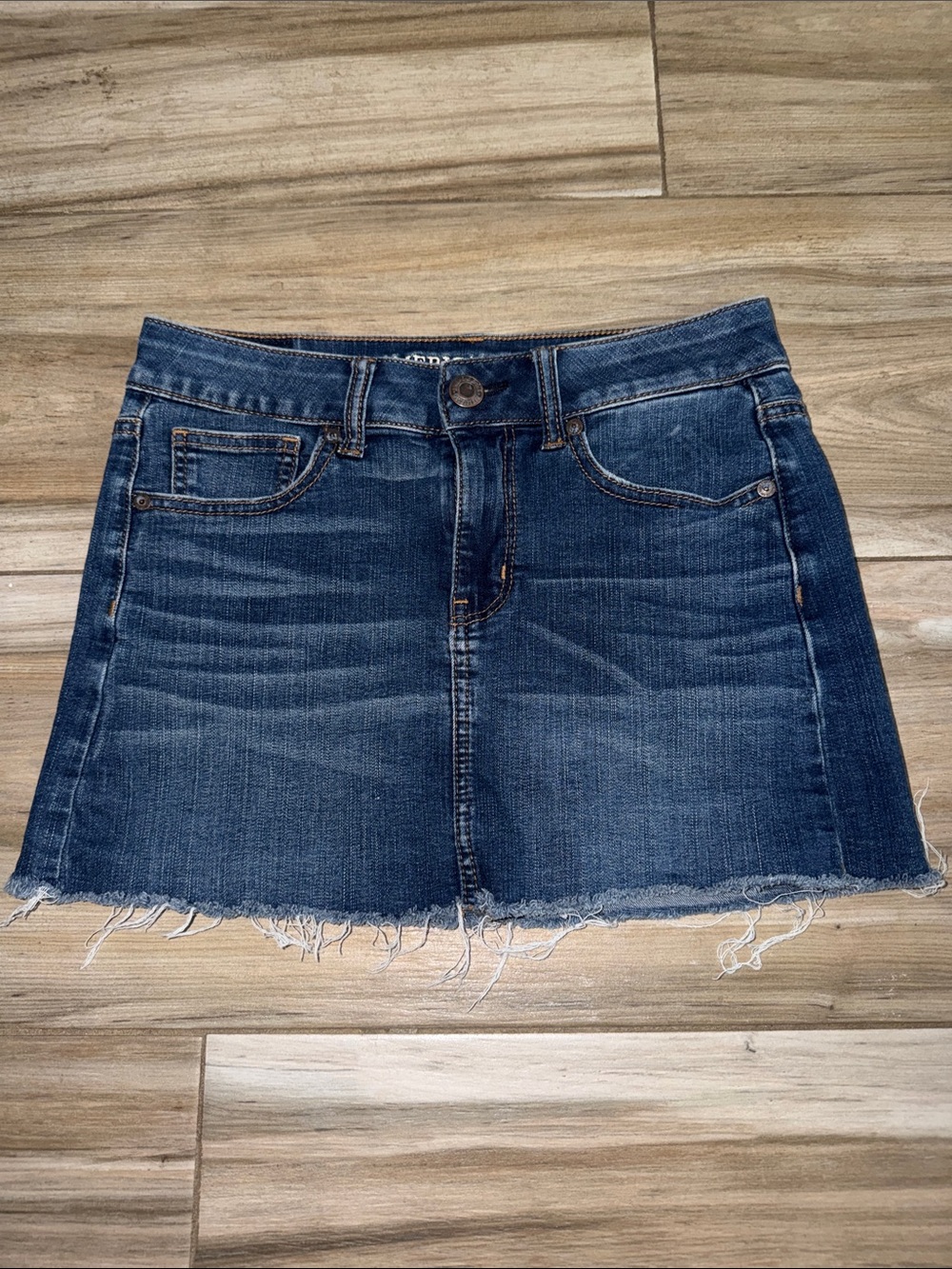 American Eagle super stretch denim mini skirt. Size 4